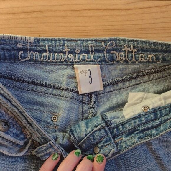 Industrial Cotton Medium Wash Denim Capri Jeans with Exposed Stitching Size 3 - Picture 8 of 13